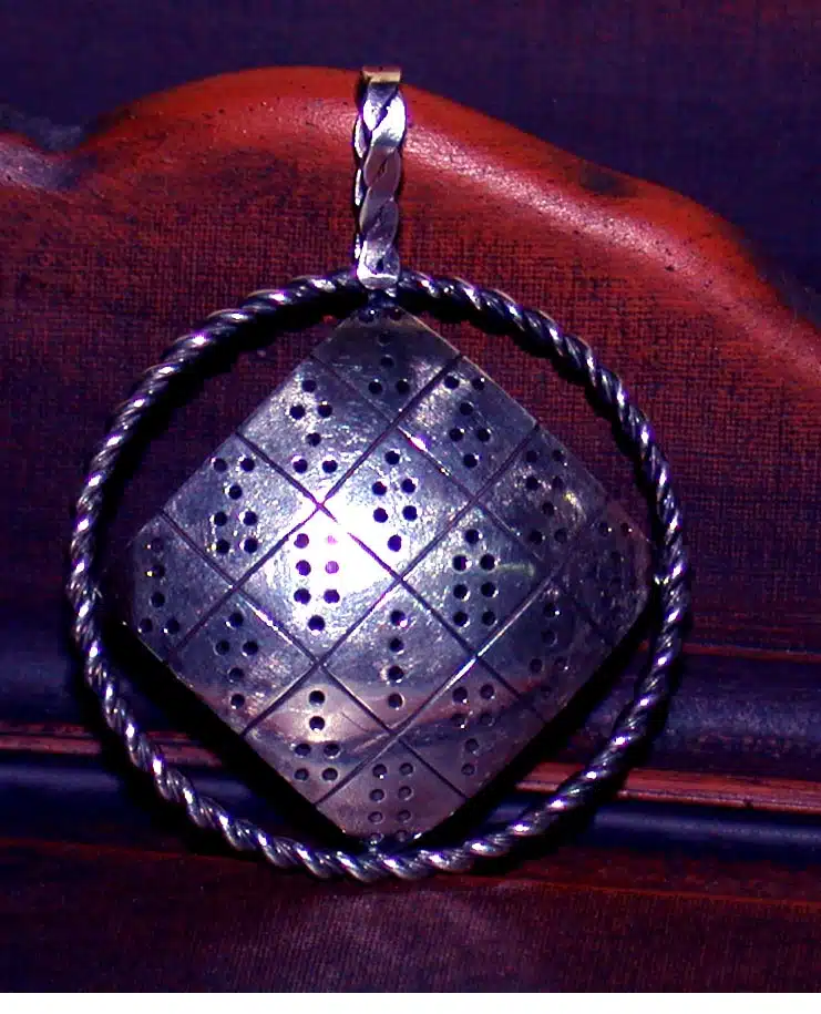 Escudo Geomántico (Plata de Ley) - Imagen 3