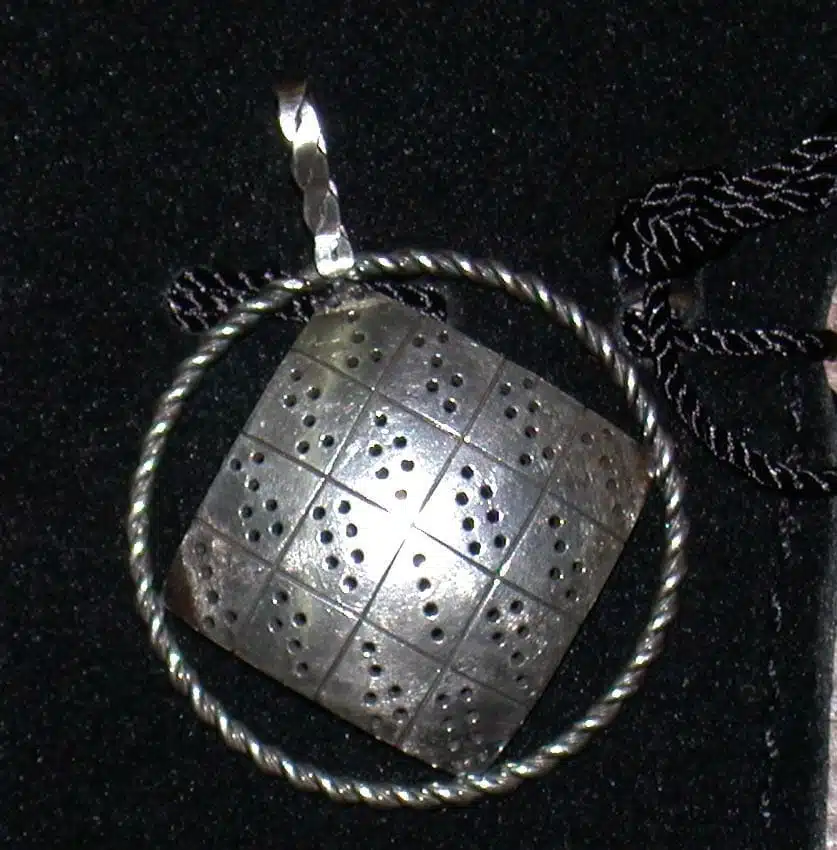Escudo Geomántico (Plata de Ley) - Imagen 2
